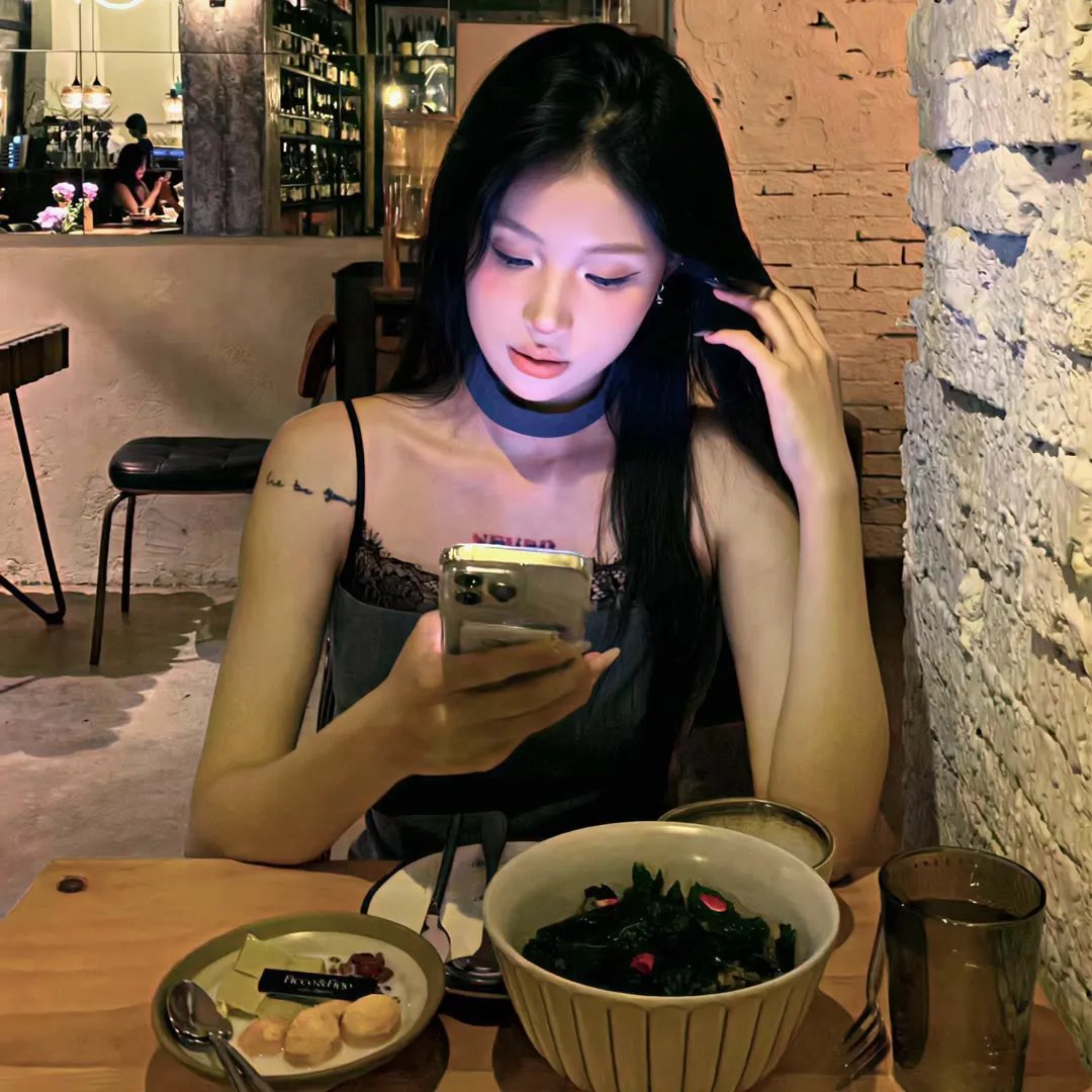 我是凡妮莎·吉伦:劲爆美军谋杀案